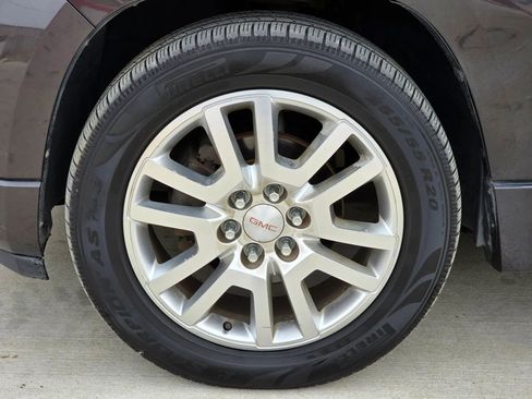 Used 2015 GMC Acadia Denali image 29