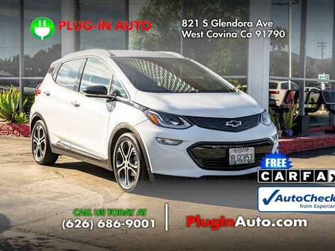 Used 2019 Chevrolet Bolt Premier w/ Infotainment Package image 3