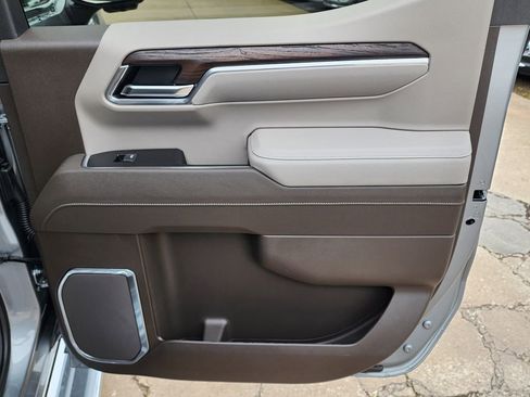 New 2026 GMC Sierra 1500 SLT w/ SLT Premium Plus Package image 40