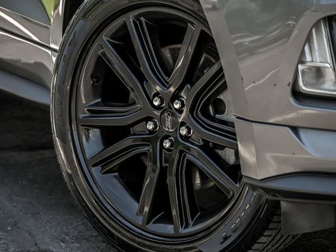Certified 2023 Ford Edge ST-Line AWD/4WD image 3