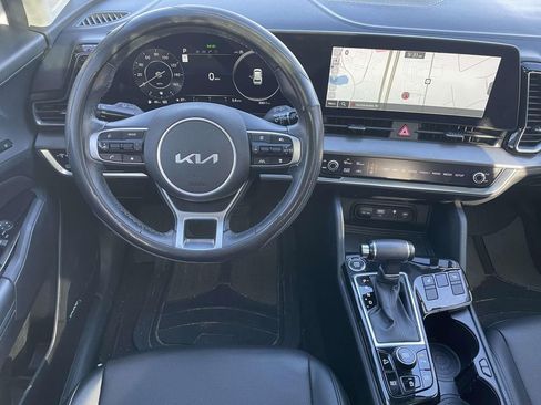 Used 2023 Kia Sportage SX image 24