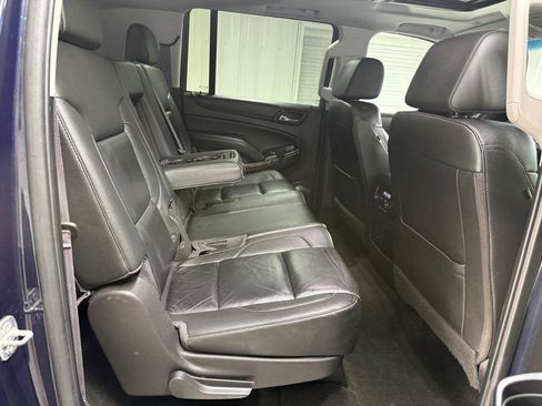 Used 2017 Chevrolet Suburban LT AWD/4WD image 36
