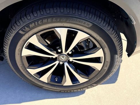 Used 2018 Lexus NX 300 NX 300 image 9