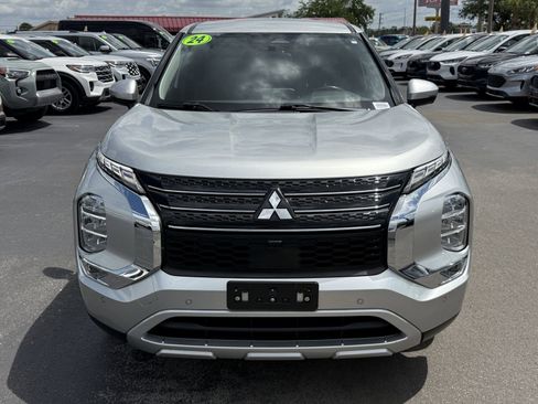 Used 2024 Mitsubishi Outlander SE FWD image 8