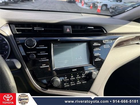 Used 2020 Toyota Camry LE image 20