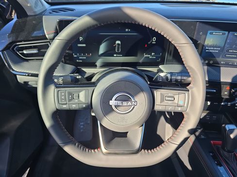 New 2026 Nissan Kicks SR w/ Cold Weather Package image 14