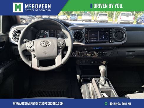 Used 2023 Toyota Tacoma TRD Off-Road w/ Technology Package AWD/4WD image 23