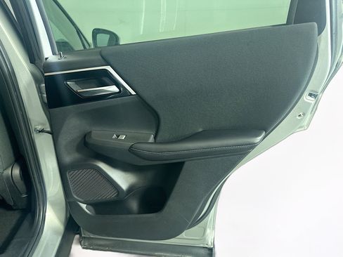 Used 2022 Mitsubishi Outlander ES FWD image 32
