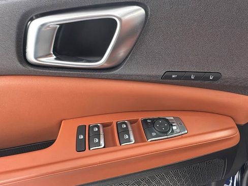 New 2026 Kia Carnival EX image 21