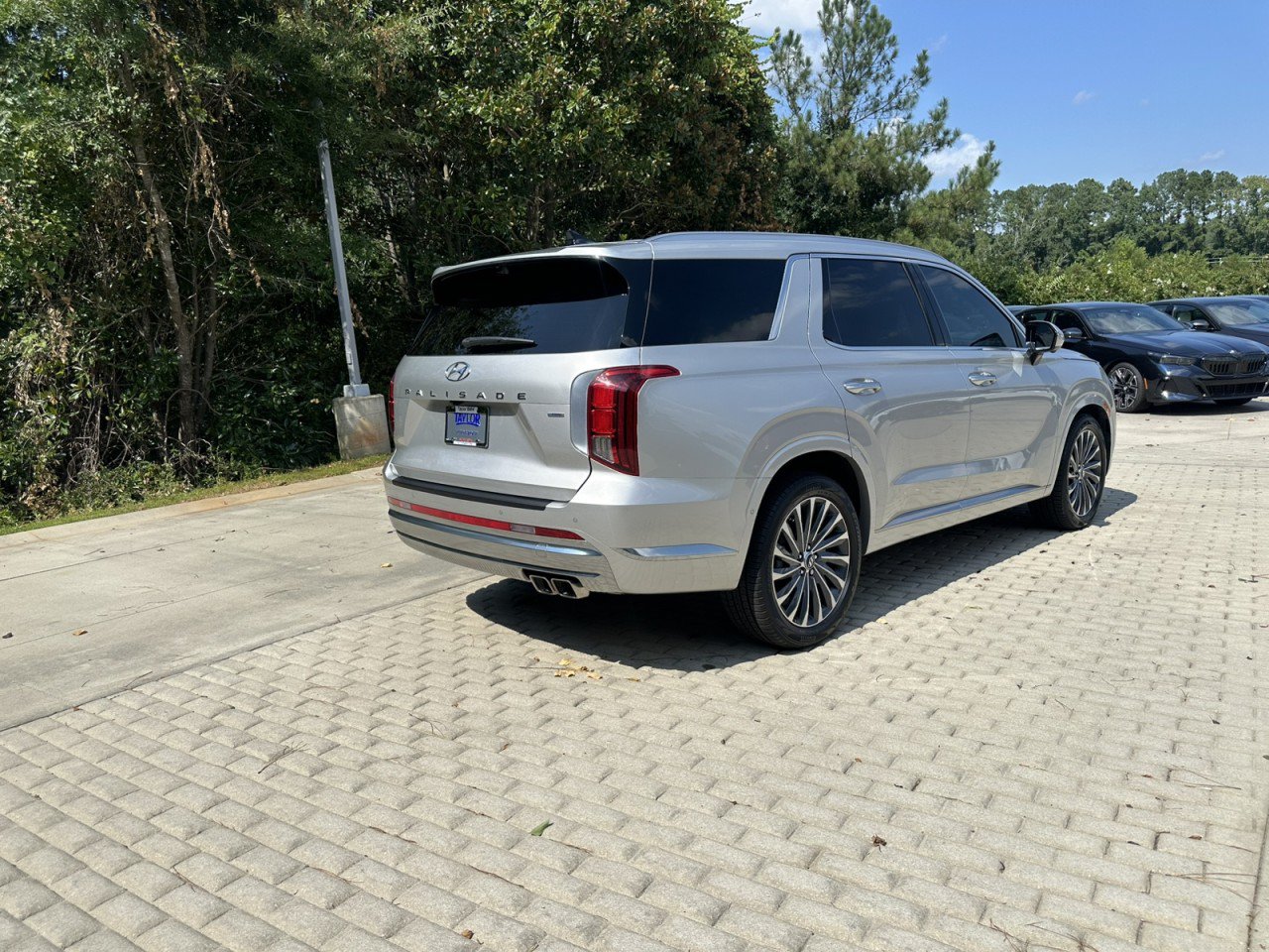 Used 2024 Hyundai Palisade Calligraphy AWD/4WD image 16