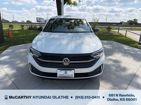 Used 2023 Volkswagen Jetta Sport FWD image 12