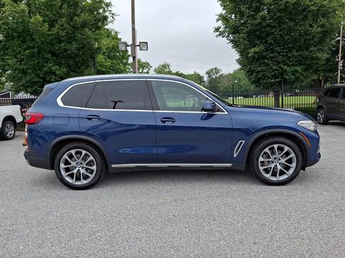 Used 2019 BMW X5 xDrive40i w/ Executive Package AWD/4WD image 7