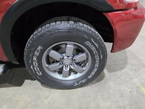 Used 2014 Nissan Titan PRO-4X image 22