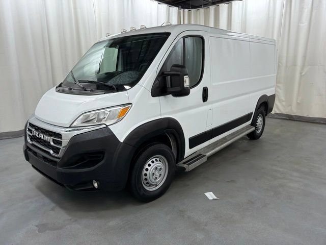 Used 2025 RAM ProMaster 2500 w/ U-Haul Equipment Group FWD image 2