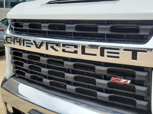 Used 2023 Chevrolet Silverado 2500 LT w/ Convenience Package AWD/4WD image 29