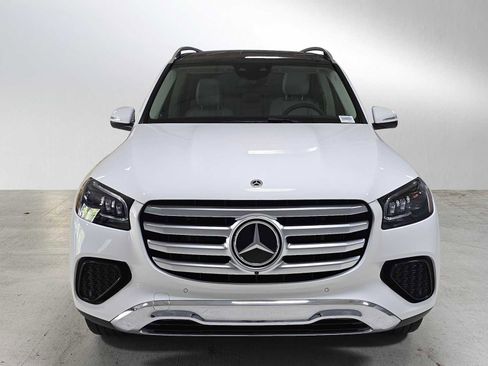 Used 2026 Mercedes-Benz GLS 450 4MATIC image 8