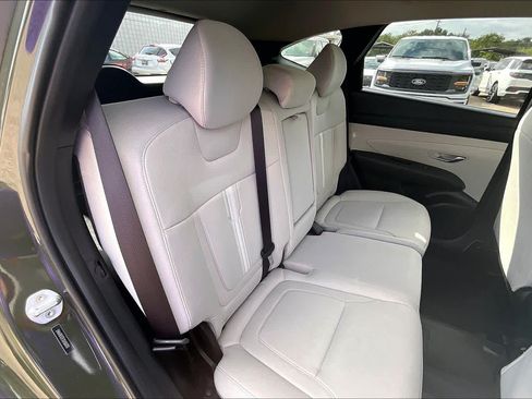 Used 2025 Hyundai Tucson SEL FWD image 20