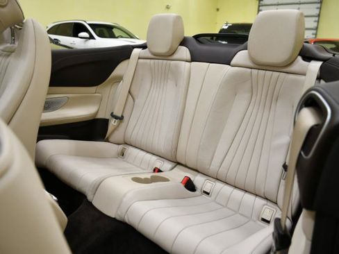 Used 2019 Mercedes-Benz E 450 4MATIC Cabriolet image 35