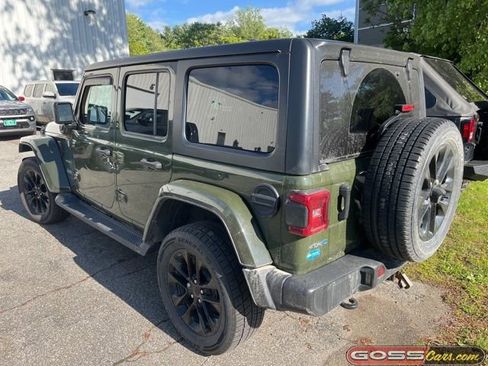 Used 2021 Jeep Wrangler Unlimited Sahara w/ Dual Top Group AWD/4WD image 4
