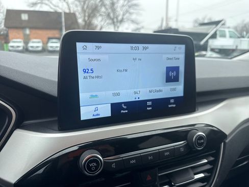 Used 2022 Ford Escape SE w/ Cold Weather Package image 28