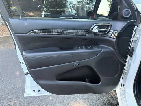 Used 2015 Jeep Grand Cherokee SRT w/ Trailer Tow Group IV AWD/4WD image 10
