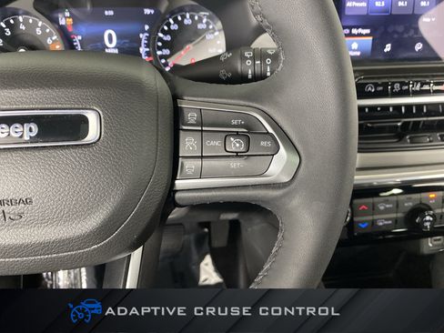 Used 2023 Jeep Compass Limited w/ Sun and Sound Group AWD/4WD image 24