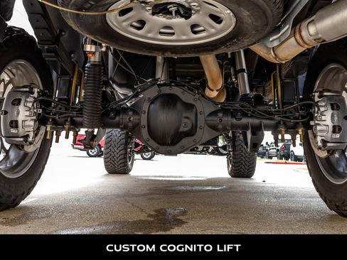 Used 2024 GMC Sierra 2500 AT4 w/ AT4 Premium Plus Package image 15