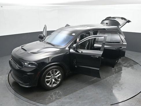 Used 2021 Dodge Durango R/T w/ Tow 'N Go Package image 57