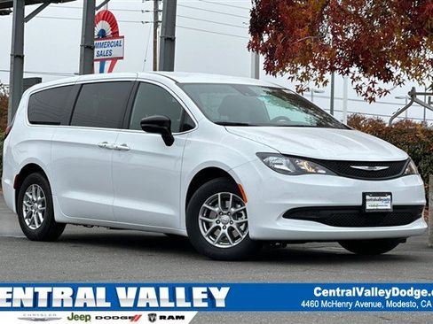 New 2026 Chrysler Voyager LX image 1