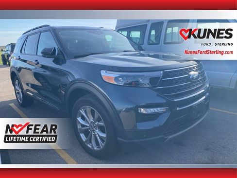 Used 2023 Ford Explorer XLT w/ Equipment Group 202A AWD/4WD image 1