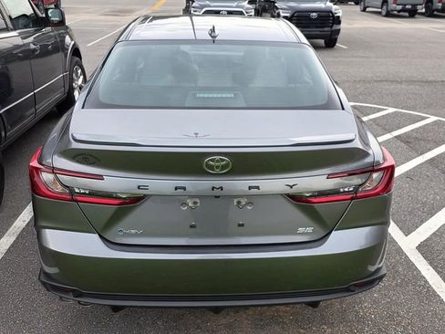 Used 2026 Toyota Camry SE FWD image 3