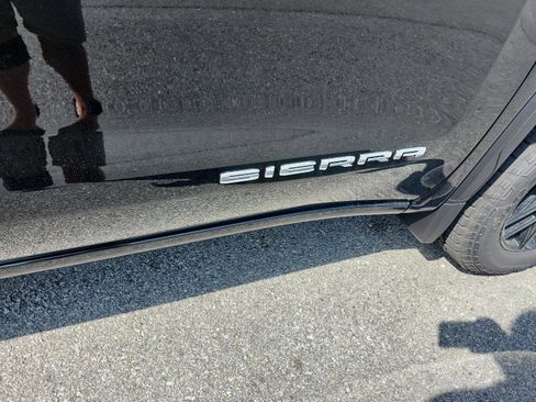 New 2026 GMC Sierra 1500 Pro w/ Graphite Edition image 6