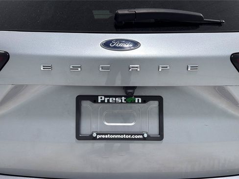 Certified 2024 Ford Escape ST-Line AWD/4WD image 27