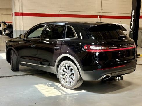 Used 2023 Lincoln Nautilus Reserve w/ Equipment Group 201A AWD/4WD image 2