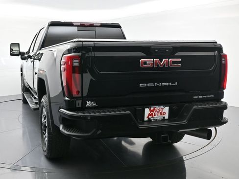 Used 2025 GMC Sierra 3500 Denali w/ Technology Package AWD/4WD image 25