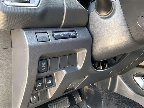 Used 2023 Nissan Frontier S w/ Technology Package AWD/4WD image 32