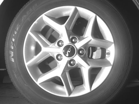Used 2025 Kia Soul LX w/ LX Technology Package FWD image 13