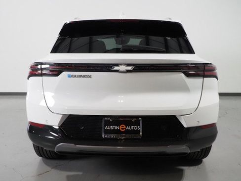Used 2024 Chevrolet Equinox EV LT image 54