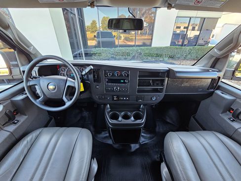 Used 2025 Chevrolet Express 2500 Extended w/ Driver Convenience Package image 27