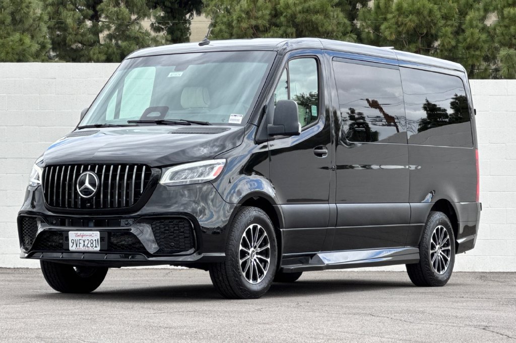 Used 2025 Mercedes-Benz Sprinter 2500 image 10