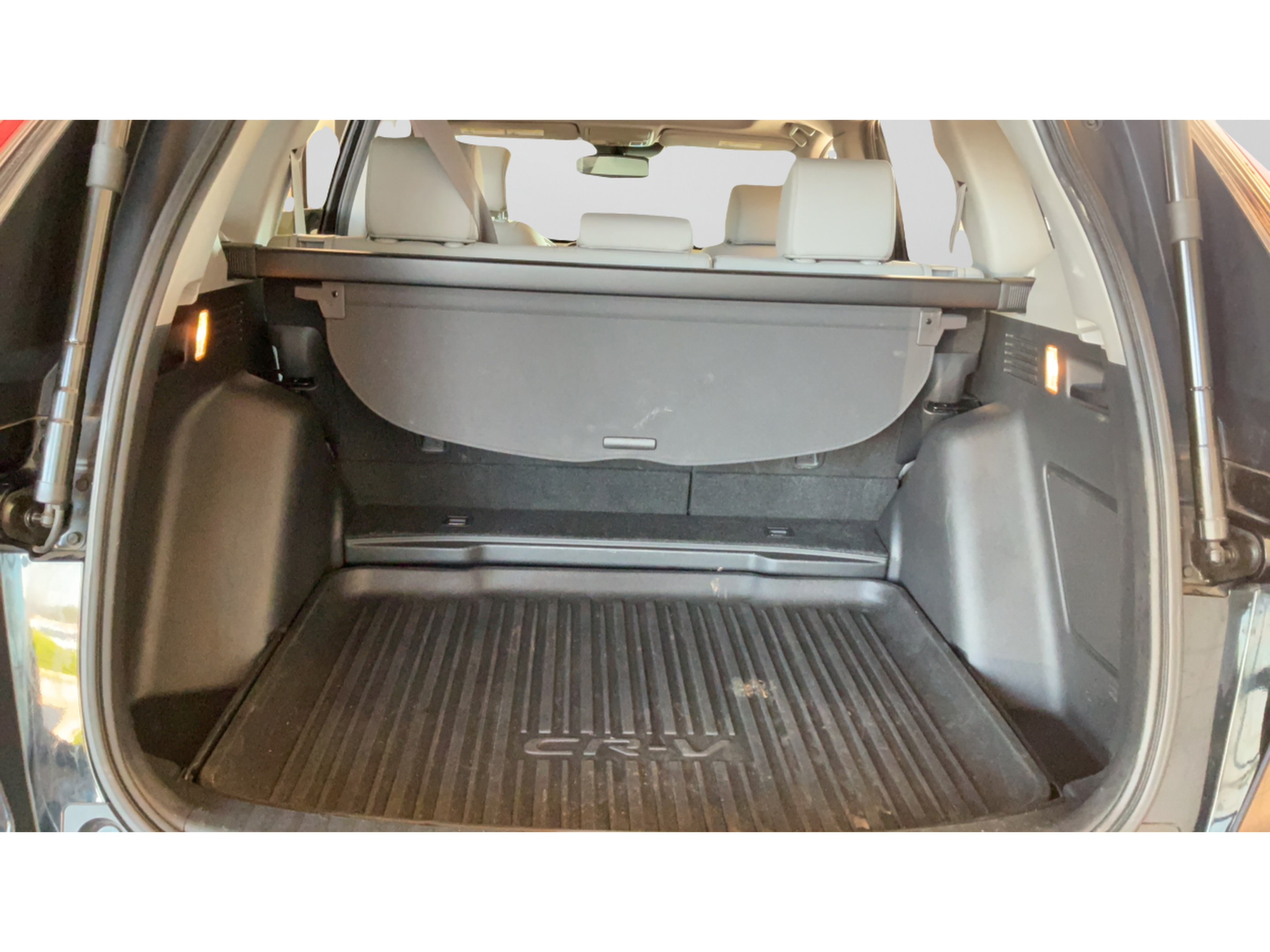Used 2020 Honda CR-V Touring image 32