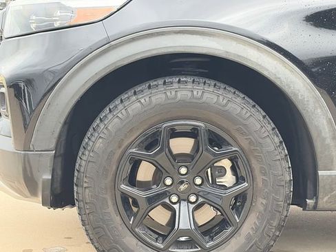 Used 2022 Ford Explorer Timberline image 5