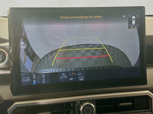 Used 2025 Toyota 4Runner Limited image 14