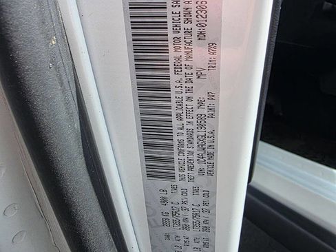 Used 2016 Jeep Wrangler Sport image 26