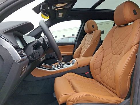 Used 2023 BMW X5 xDrive45e w/ M Sport Package image 13