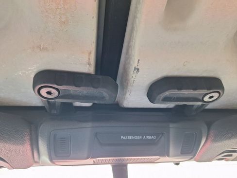 Used 2024 Jeep Gladiator Sport AWD/4WD image 19