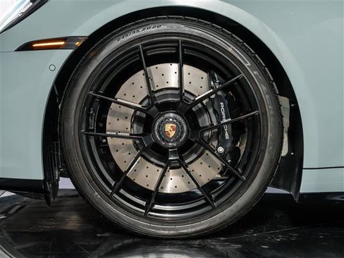 Certified 2025 Porsche 911 Carrera GTS image 15
