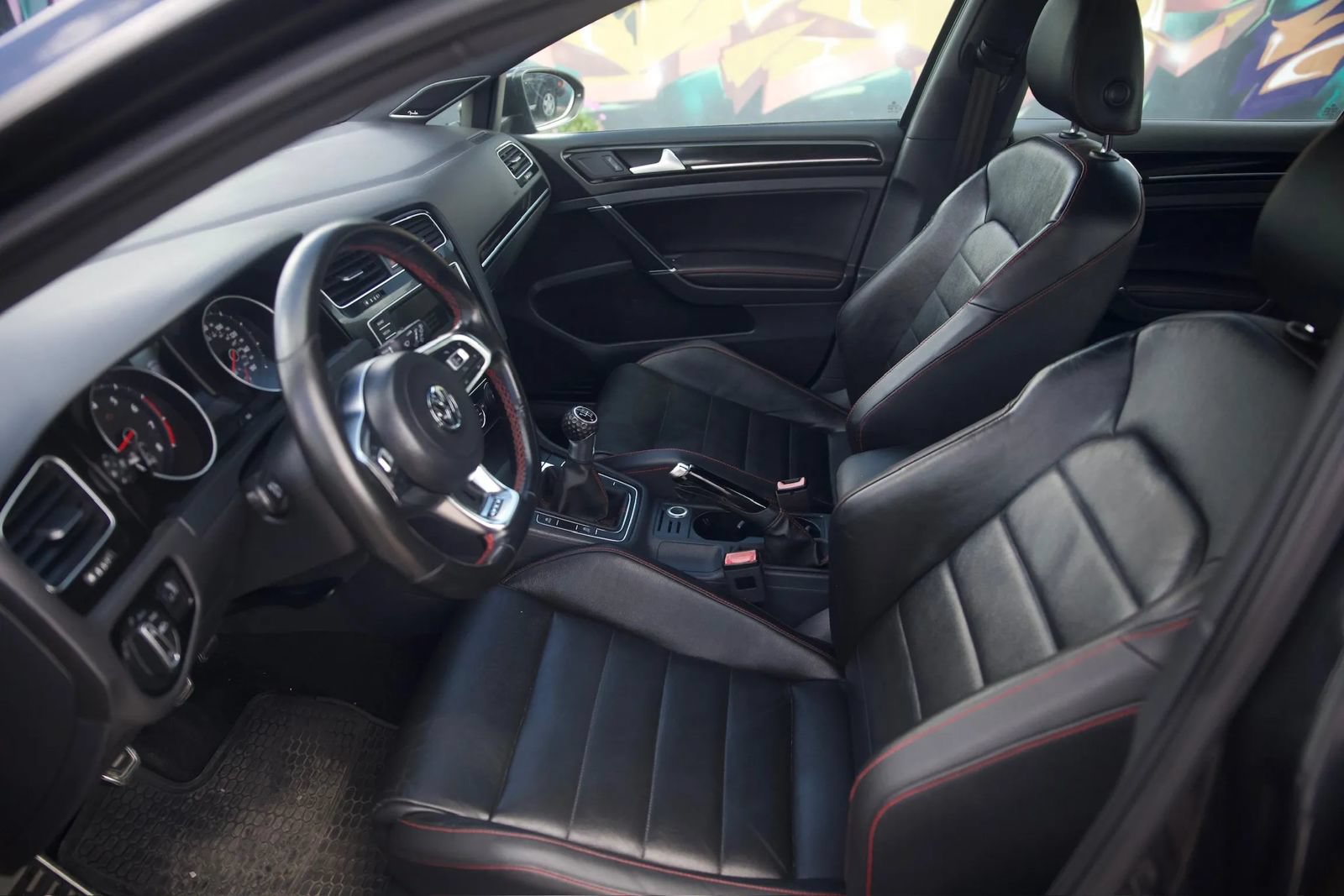 Used 2016 Volkswagen GTI Autobahn w/ Lighting Package (SEL) FWD image 8