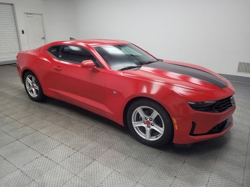 Used 2019 Chevrolet Camaro LT w/ Technology Package image 11