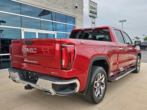 Used 2024 GMC Sierra 1500 SLT w/ SLT Premium Plus Package AWD/4WD image 4